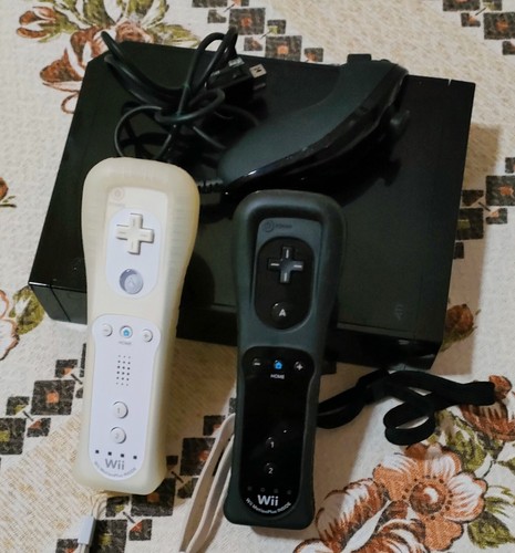 Nintendo wii console 2 - wii, +